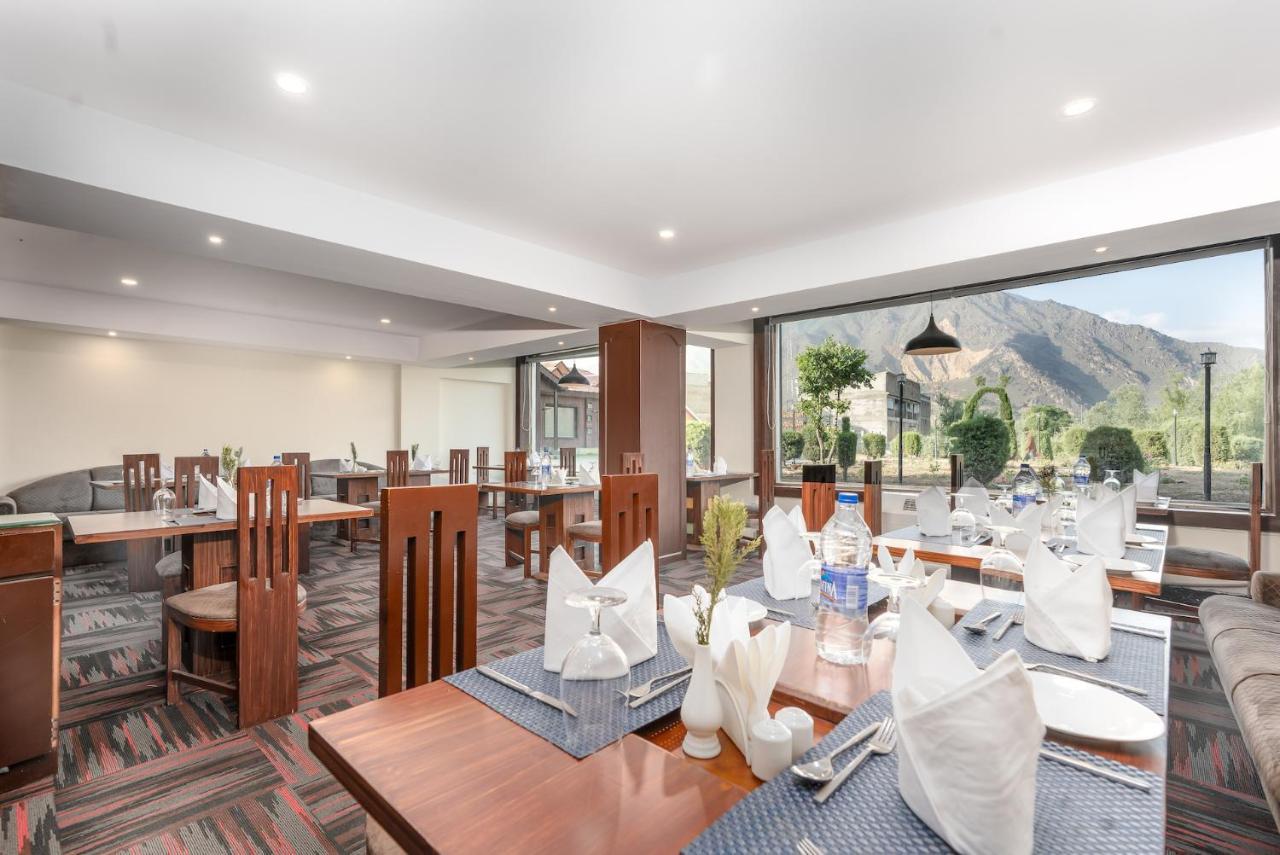 The Chinar Srinagar Hotel Eksteriør billede